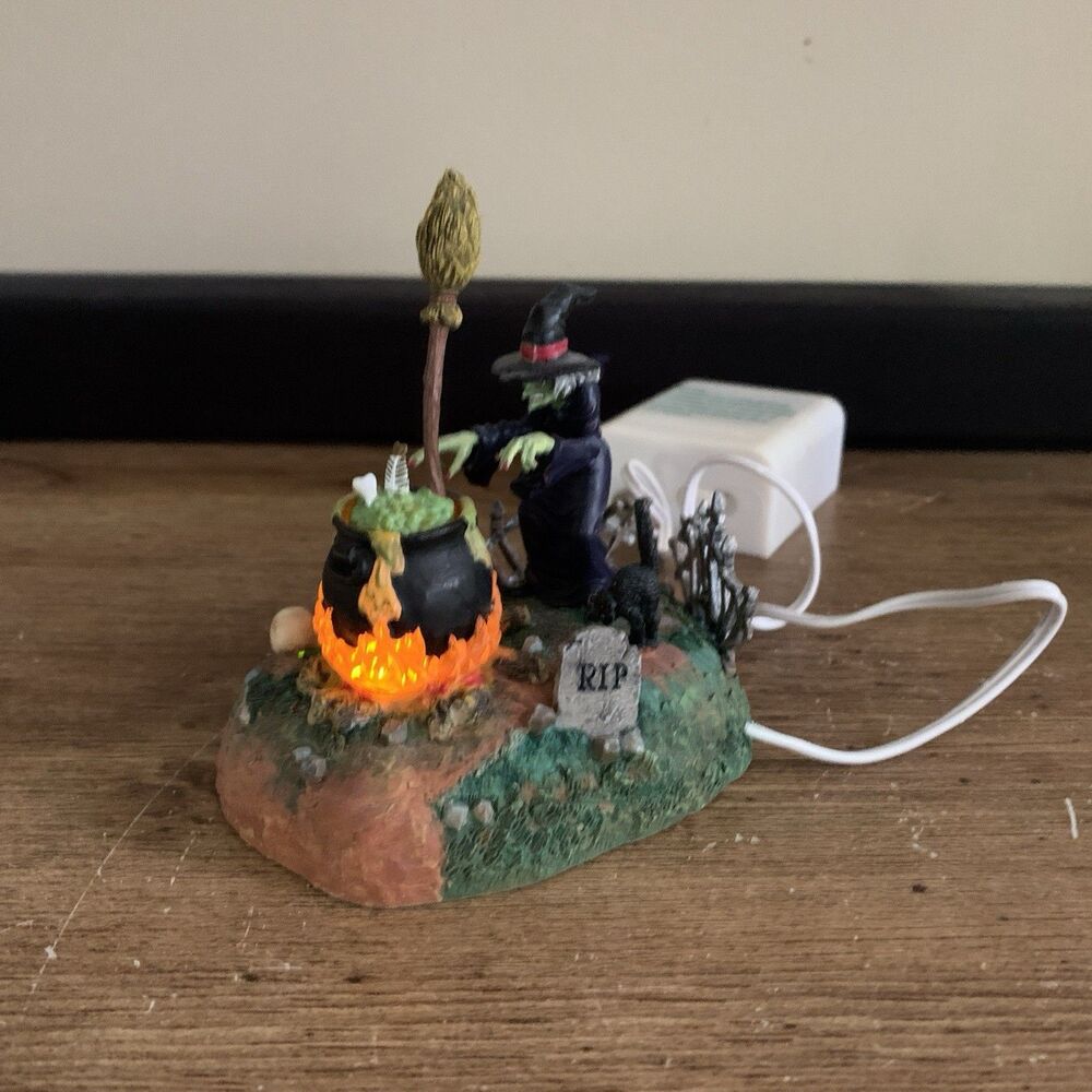 Department 56 Animated Hocus Pocus Witch Halloween Village Accessory 56.52516